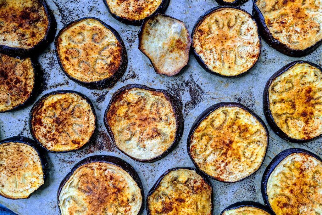 Garlic eggplant tray